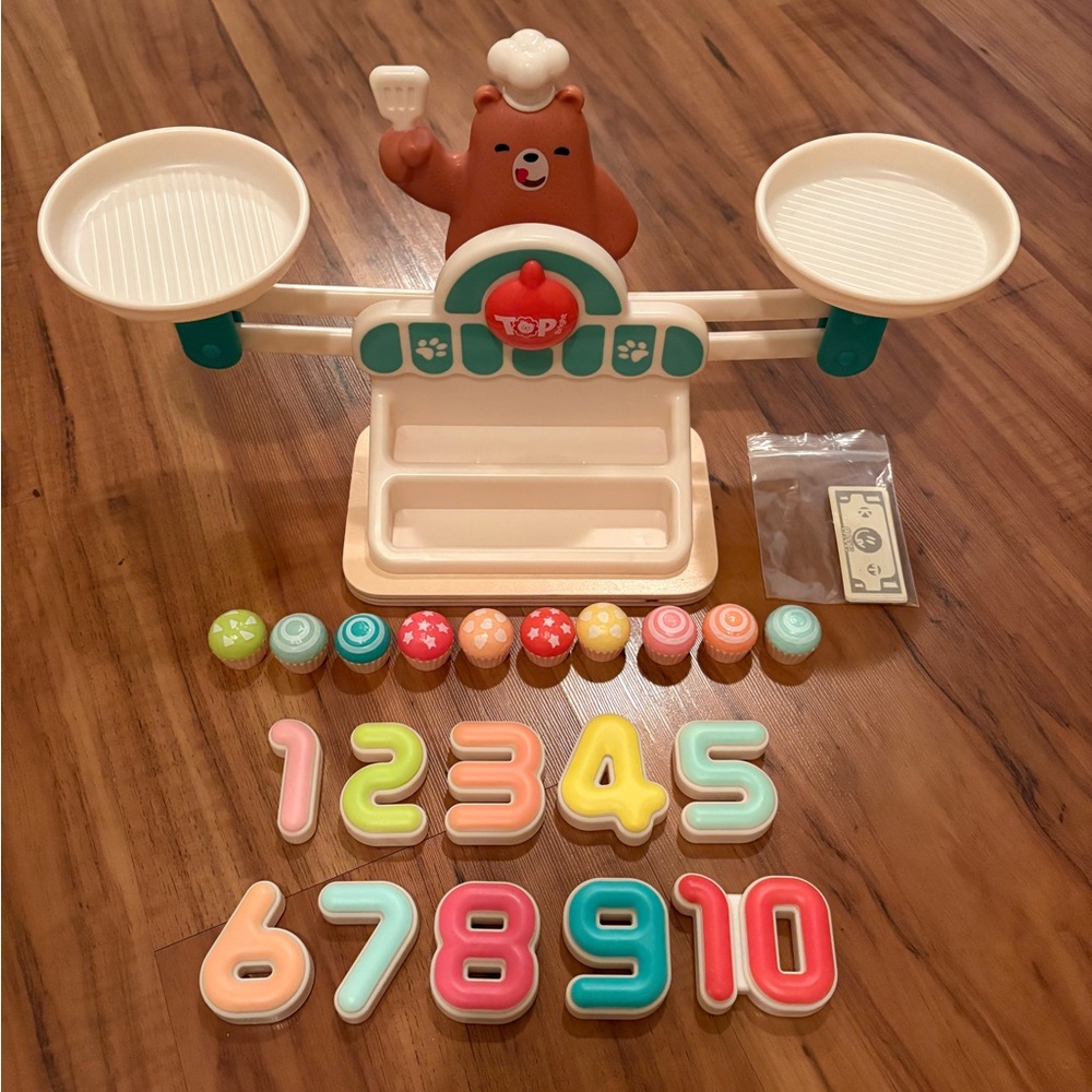 Top Bright Math and Logic Yummy Bear 123 Scale